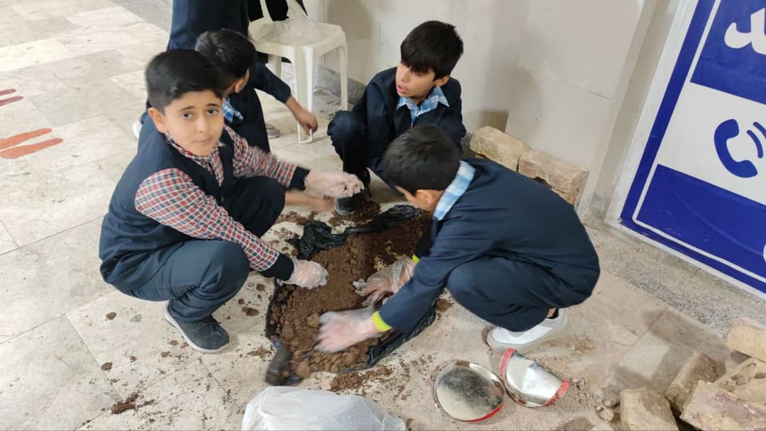 دبستان آروند
